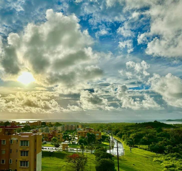 Ocean & Mountains View, Marina, Ferry, Vista Mar, Costa Esmeralda Ceiba Dış mekan fotoğraf